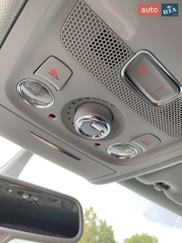 Седан Audi A4 2013 в Києві
