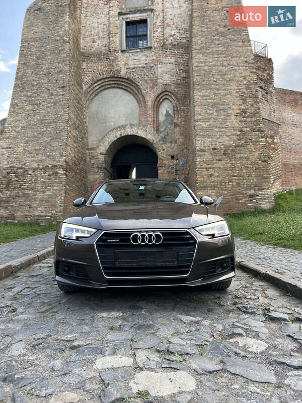 Универсал Audi A4 2018 в Киеве