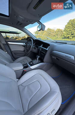 Седан Audi A4 2012 в 
