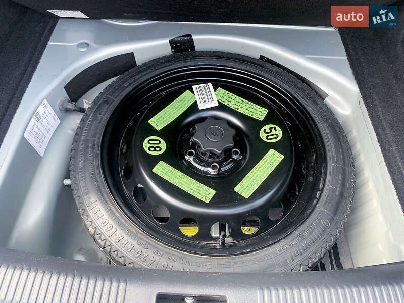 Седан Audi A4 2010 в Тернополе