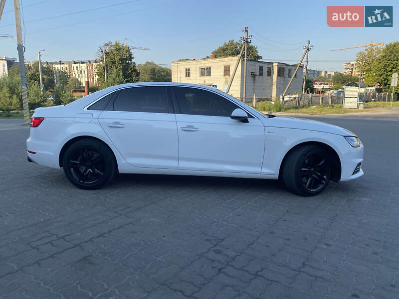 Седан Audi A4 2016 в Львове