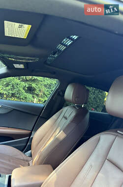 Седан Audi A4 2018 в 