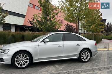 Седан Audi A4 2013 в 