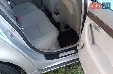Седан Audi A4 2005 в 
