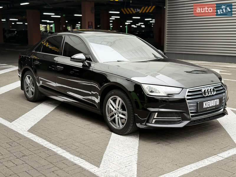 Седан Audi A4 2017 в Киеве