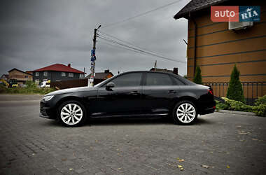 Седан Audi A4 2018 в 
