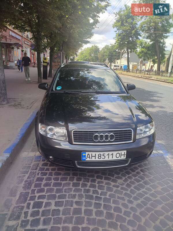 Универсал Audi A4 2004 в Днепре