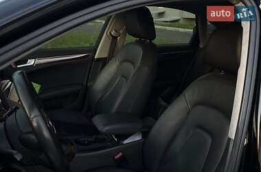 Седан Audi A4 2013 в 
