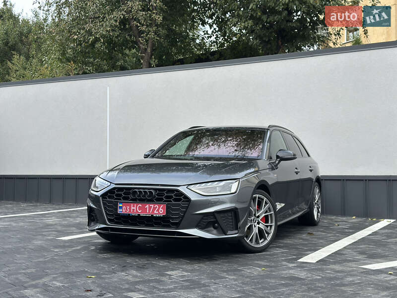 Универсал Audi A4 2022 в 