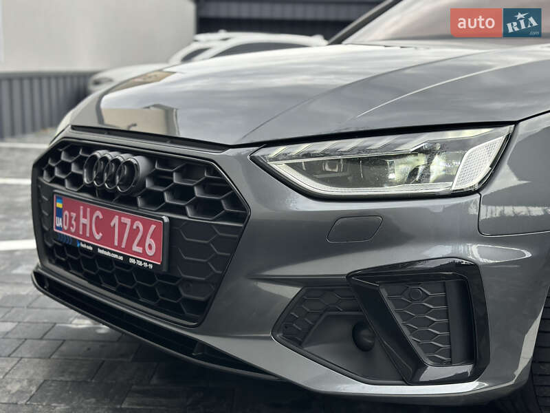Универсал Audi A4 2022 в Ровно