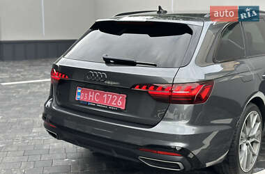 Универсал Audi A4 2022 в 