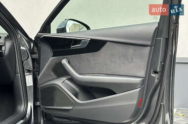 Универсал Audi A4 2022 в 