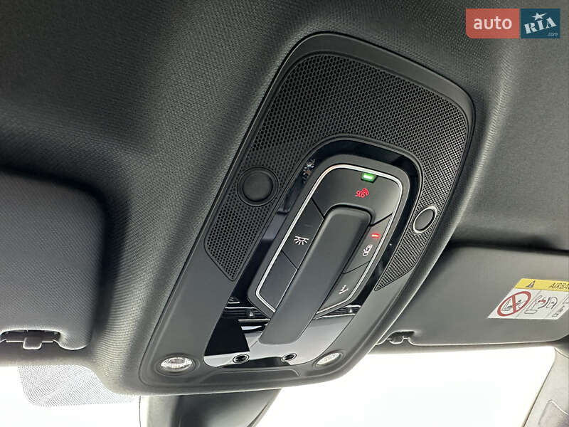 Универсал Audi A4 2022 в Ровно