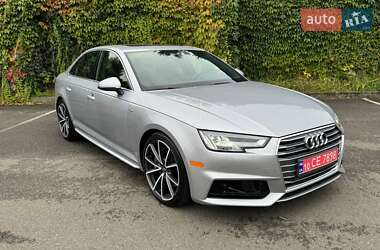 Седан Audi A4 2018 в 