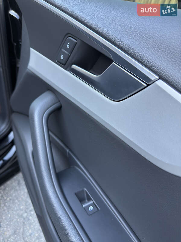 Седан Audi A4 2018 в Киеве фото 38 Седан Audi A4 2018 в Киеве