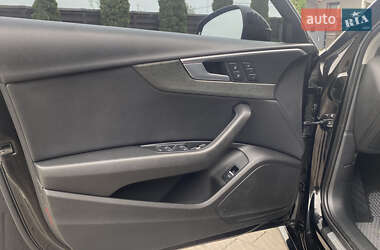 Седан Audi A4 2016 в 