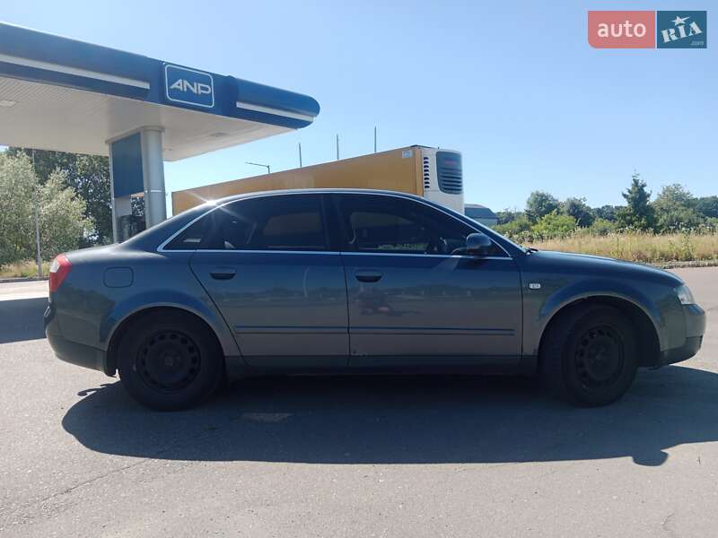 Седан Audi A4 2001 в Львові