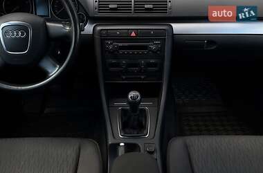 Седан Audi A4 2005 в 