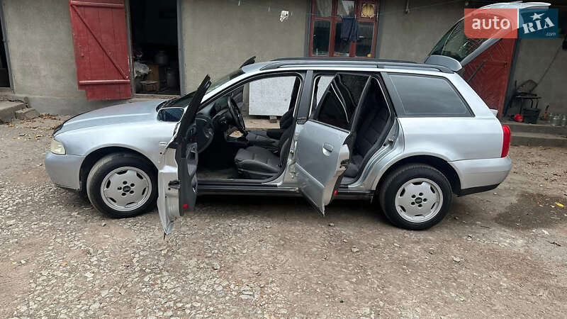 Универсал Audi A4 1998 в Кременце фото 4 Универсал Audi A4 1998 в Кременце