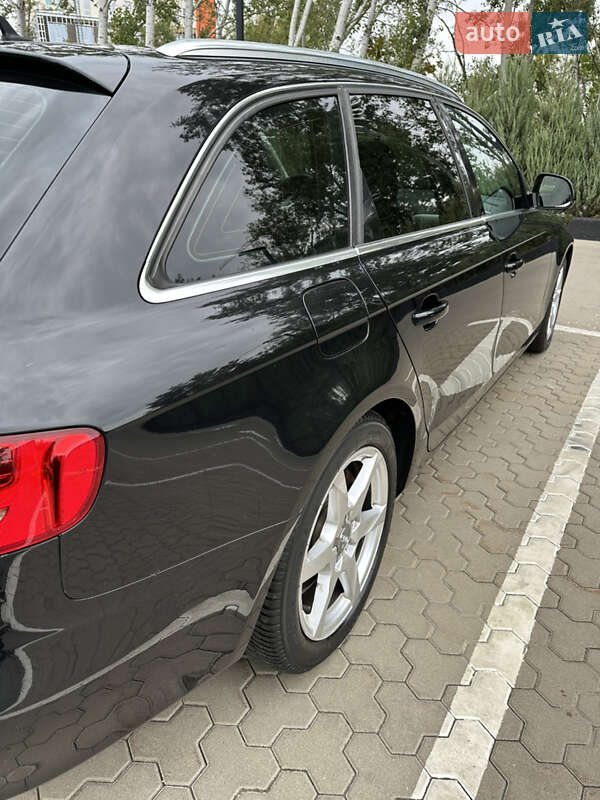 Универсал Audi A4 2008 в Киеве