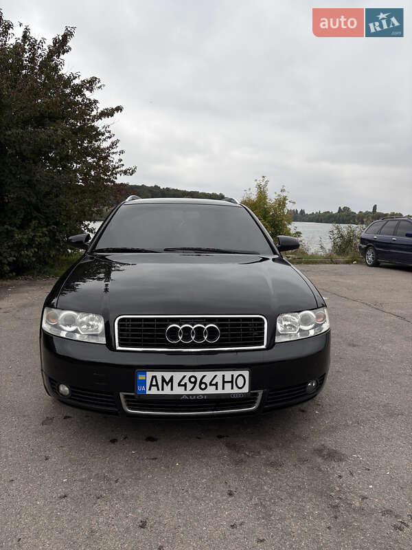 Универсал Audi A4 2003 в 