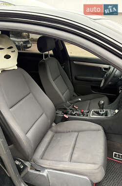 Универсал Audi A4 2003 в 