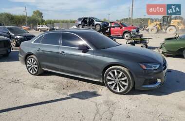 Седан Audi A4 2020 в 