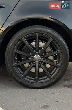 Седан Audi A4 2012 в 
