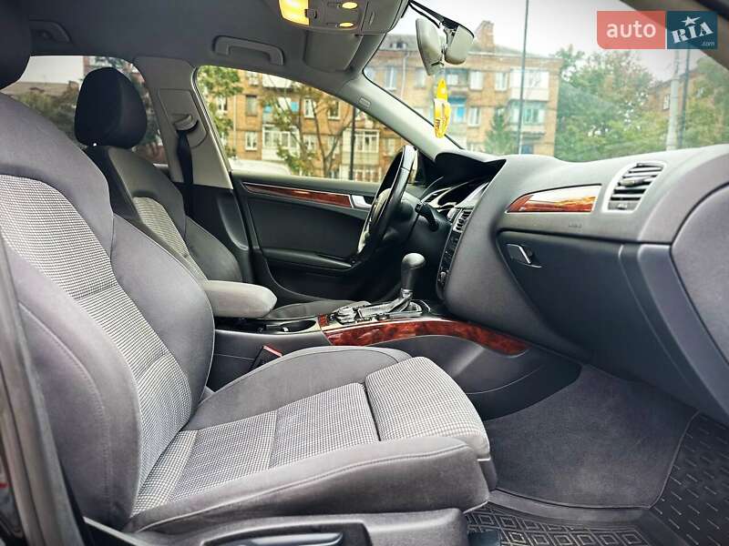 Седан Audi A4 2008 в Киеве