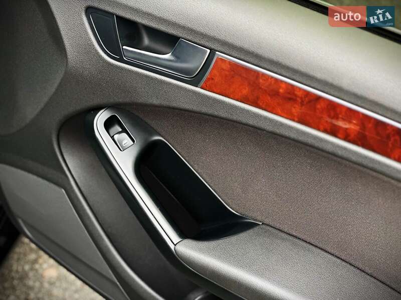 Седан Audi A4 2008 в Киеве