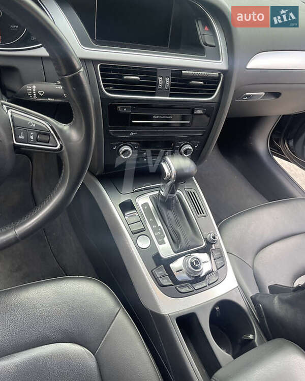 Седан Audi A4 2015 в Кривом Роге