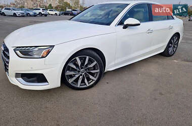 Седан Audi A4 2019 в 