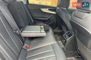 Седан Audi A4 2015 в Полтаве