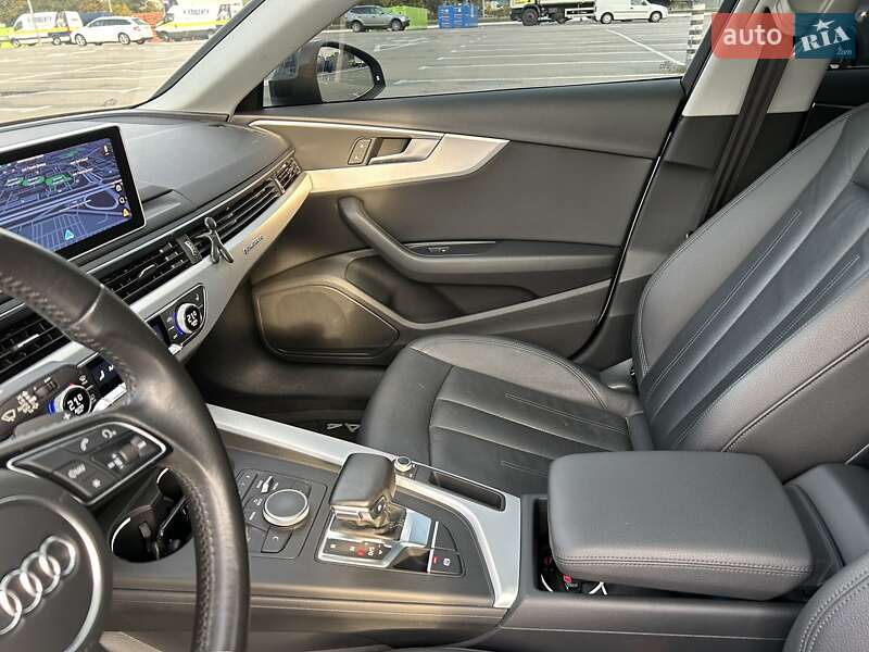 Седан Audi A4 2017 в Киеве