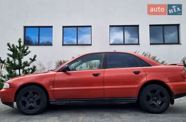 Седан Audi A4 1996 в Луцке