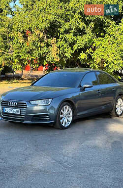 Седан Audi A4 2016 в Одессе