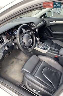 Седан Audi A4 2014 в 