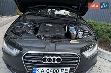 Седан Audi A4 2013 в Ирпене