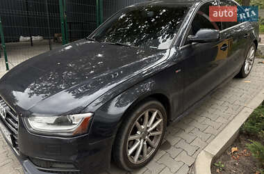 Седан Audi A4 2013 в Ирпене