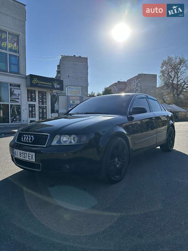 Седан Audi A4 2004 в Вышгороде