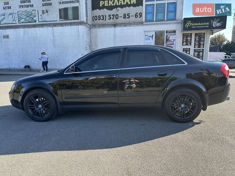 Седан Audi A4 2004 в Вышгороде