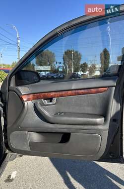 Седан Audi A4 2004 в 