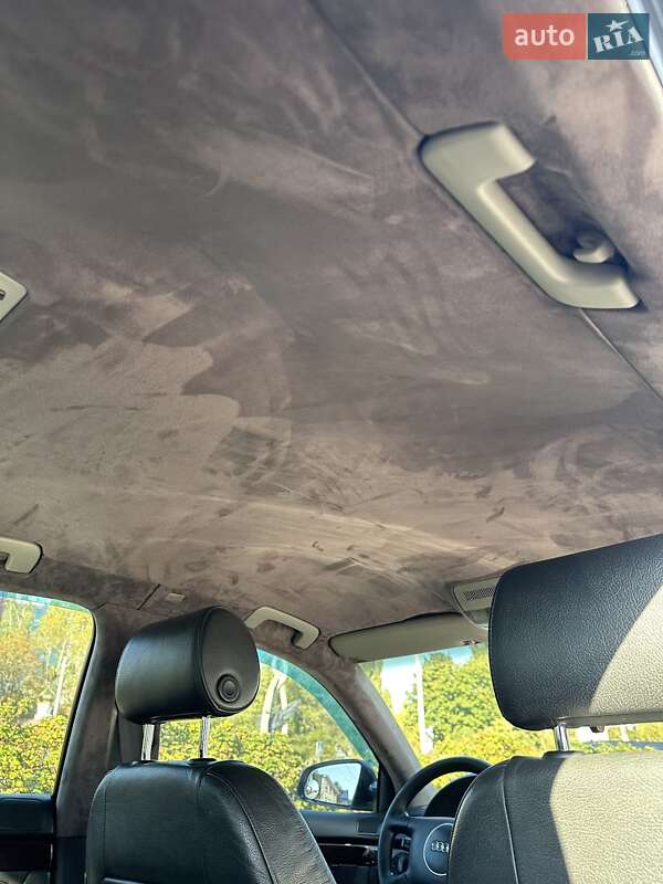 Седан Audi A4 2004 в Вышгороде