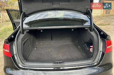 Седан Audi A4 2013 в 