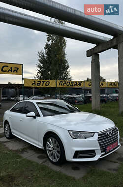 Седан Audi A4 2018 в Луцке
