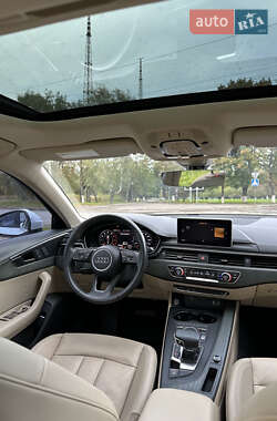 Седан Audi A4 2018 в 