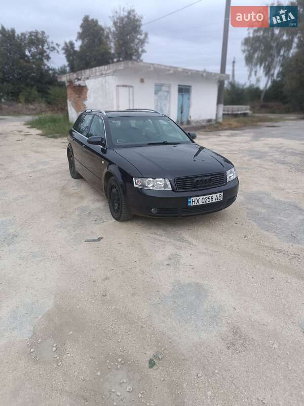 Универсал Audi A4 2002 в Городке