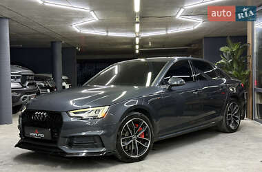 Седан Audi A4 2015 в 