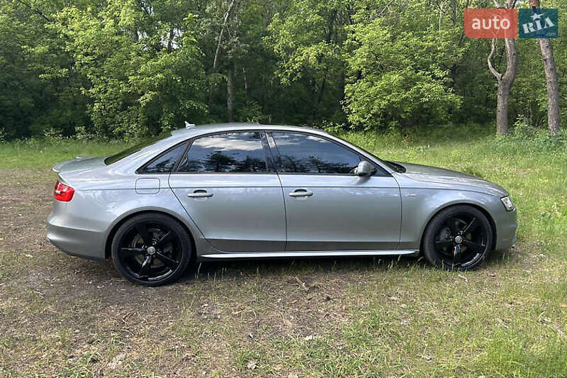 Седан Audi A4 2015 в Киеве фото 6 Седан Audi A4 2015 в Киеве