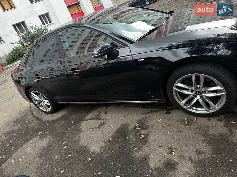 Седан Audi A4 2016 в Харькове
